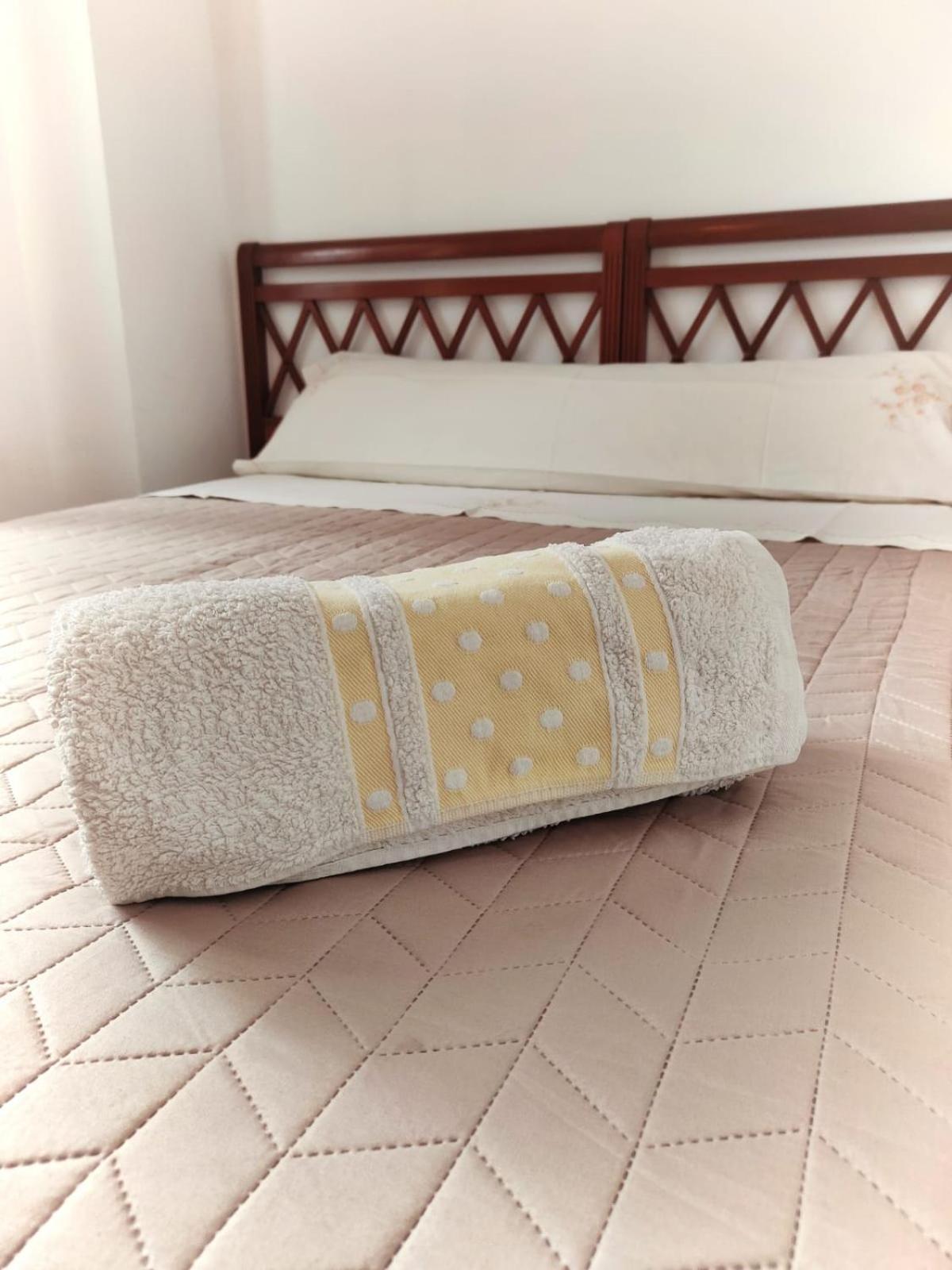 La Casa De La Abuela Boticaria Apartment เรดอนเดลา ภายนอก รูปภาพ